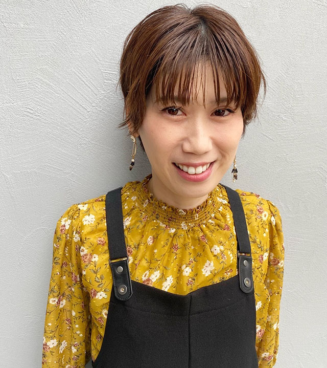 山入端 昭乃